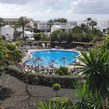 Centre Pool And Beach Lejlighed